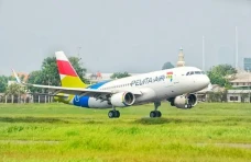 Pelita Air Terbang Perdana...