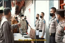 Kapolda Metro Jaya Beri...