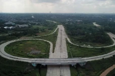Jualan Jalan Tol, Dirut...