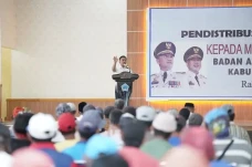 Bantu Ekonomi Keluarga...