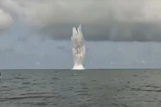 Dahsyat! 5 Ranjau Laut...