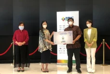 Sasa Santan Sumbangkan...