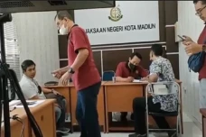 Kredit Fiktif Rugikan...