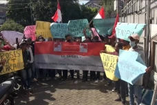 Massa Forum Merah Putih...