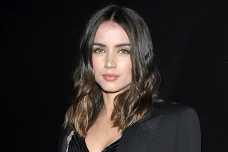Ana de Armas Sebut Tak...