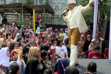 Penuh Haru! Sang Ayah...