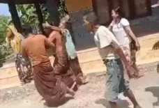 Cemburu Buta, Pria di...