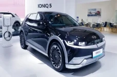 Intip Kerennya Mobil...