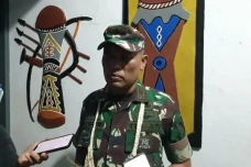 Prajurit TNI AD Ditembak...