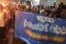 Ratusan Warga Joglo...