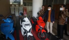 Terkesima Motor Gesits,...