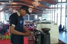 ASTON Makassar Adu Kemampuan...