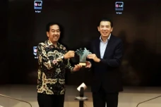 Pulihkan Penerbangan...
