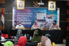 Kembangkan Kompetensi...