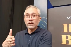Lukman Sardi Beberkan...