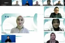 Kemenkominfo Gelar Webinar...