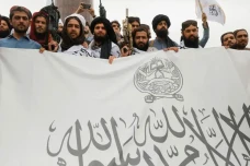 Taliban Rayakan Satu...