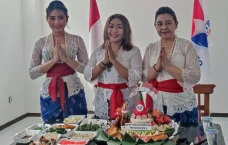 Meriahkan HUT ke-77...