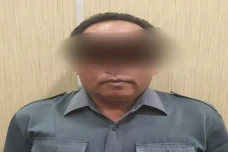 Peras Kepala Sekolah...