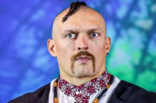 Oleksandr Usyk Sekarang...