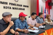 Verifikasi 38 Ribu Nama,...