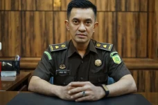 Uang Rp1,1 Miliar Dana...