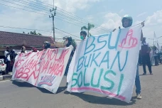 Tolak Kenaikan Harga...