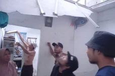 Hujan Angin Terjang...
