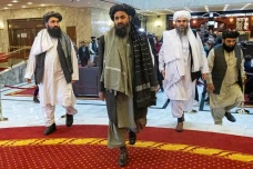 Menlu Pakistan kepada...