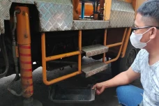 Pencuri Aki Mobil di...