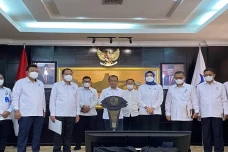 Bahlil: Baru 205 dari...