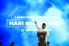 Peluncuran Peringatan...