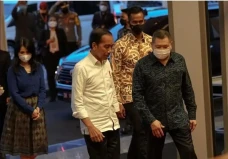 Hary Tanoe Sambut Presiden...