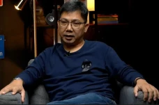 Bung Towel Ngotot Desak...