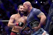 Legenda UFC Sarankan...