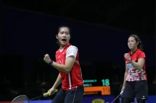 Wow! Lanny/Ribka Tembus...
