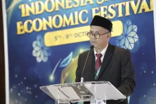 Anggito Abimanyu Minta...