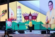 Targetkan 50 Juta Suara,...
