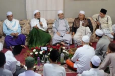 Peringati Maulid Nabi,...