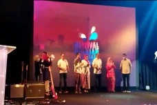 Peringati Sumpah Pemuda,...