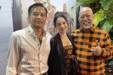 Indro Warkop dan Donny...