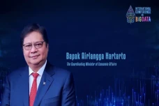 Menko Airlangga Sebut...