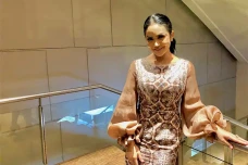 Krisdayanti Bagikan...
