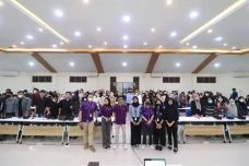 420 Mahasiswa Ilmu Komunikasi...