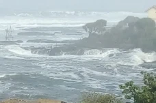 Awas! 2 Hari Laut Natuna...