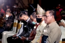 Belitung Timur Raih...