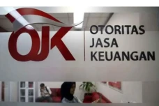 OJK Resmi Cabut Izin...
