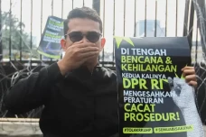Media Asing Soroti Indonesia...