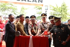 Polres Labuhanbatu Selatan...