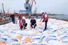 Impor Beras 200 Ribu...
